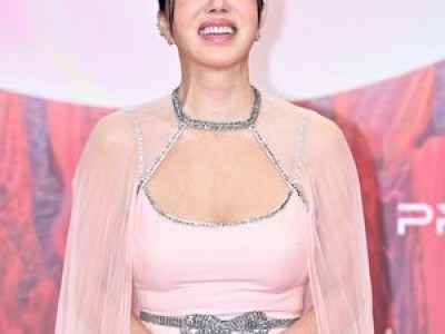 엄정화가 신작 위해 완전 변신? 팬들 반응 뜨거운 이유