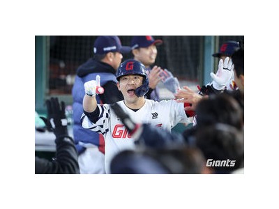 김민성 롯데의 위기 때마다 등장하는 구원자인 듯