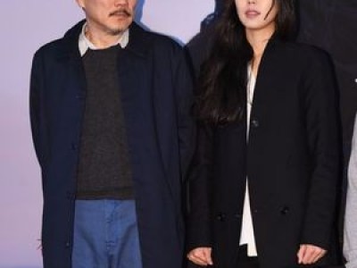 김민희 홍상수 첫 아들 출산 소식에 팬들 놀라움