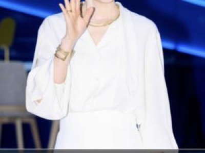 한가인 산불 피해 애도 위해 유튜브 중단 결정