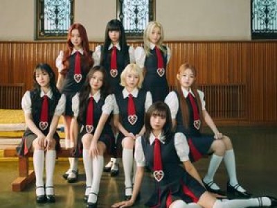 유니스 SWICY로 하이틴 감성 뽐내며 신곡 공개
