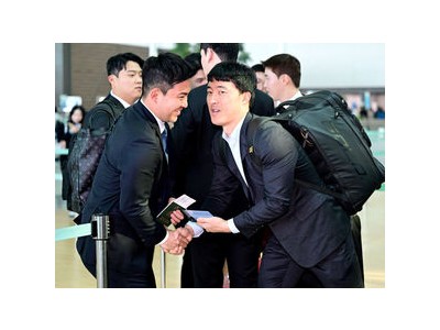 롯데 FA 베테랑들 1군 스프링캠프에서 빠져서 팬들 반응 뜨거움