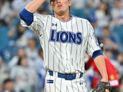 삼성 9위팀에 무릎 꿇어 1위 자리를 잃다